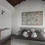 Centro Sicilia & Couette-café 4*