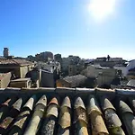 Centro Sicilia & Couette-café 4*