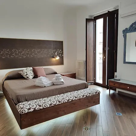 Bed & Breakfast Centro Sicilia & 4*
