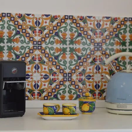 Bed & Breakfast Centro Sicilia & 4*